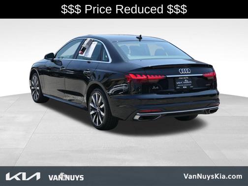 2022 Audi A4 40 Premium Plus