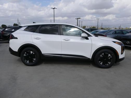 2026 Kia Sportage Hybrid LX