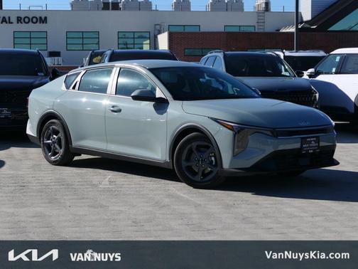 2026 Kia K4 