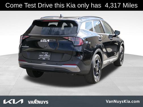 2026 Kia Sportage EX