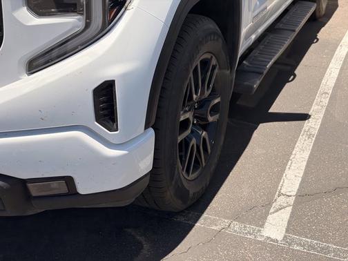Summit White 2024 GMC Sierra 1500 Elevation