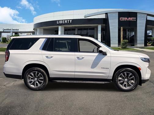 Iridescent Pearl Tricoat 2021 Chevrolet Tahoe LT