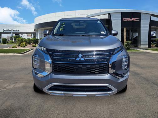Mercury Gray Metallic 2022 Mitsubishi Outlander SE