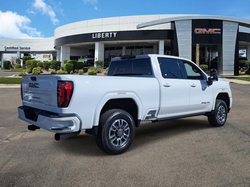 2022 GMC Sierra 2500 AT4