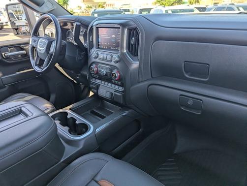 2022 GMC Sierra 2500 AT4