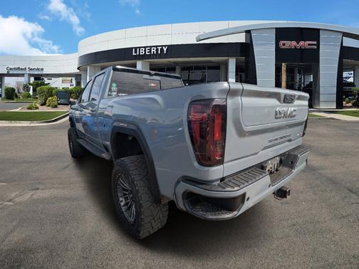 2022 GMC Sierra 2500 AT4