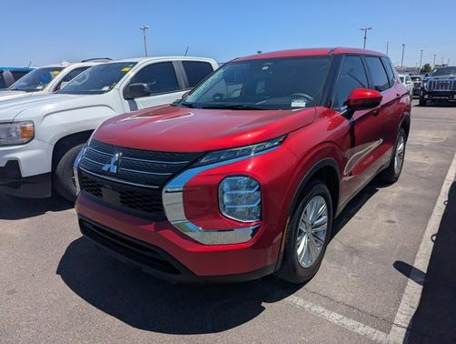 2022 Mitsubishi Outlander ES