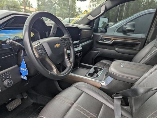 2024 Chevrolet Silverado 2500 High Country