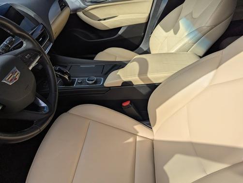 2022 Cadillac CT5 Luxury