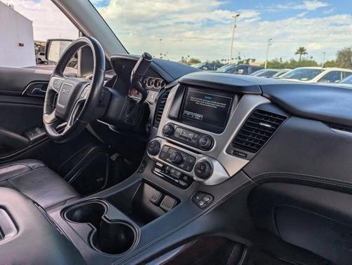 2017 GMC Yukon XL SLT