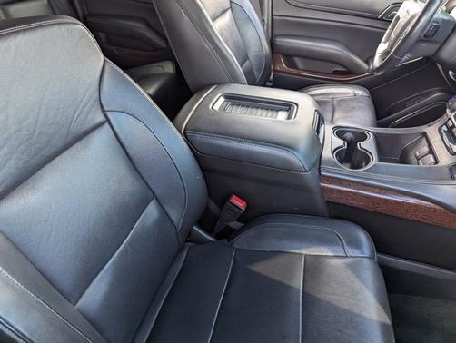 2017 GMC Yukon XL SLT