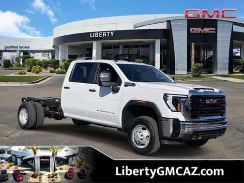 2025 GMC Sierra 3500 Pro