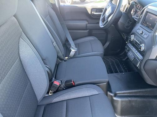 2025 GMC Sierra 3500 Pro