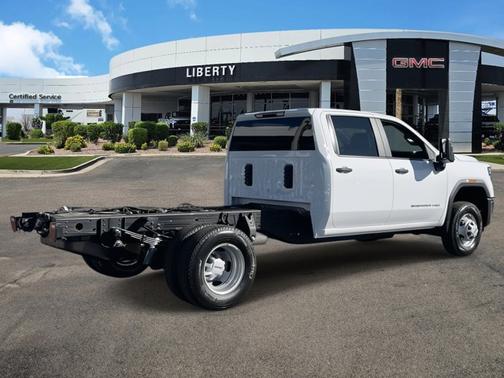 2025 GMC Sierra 3500 Pro