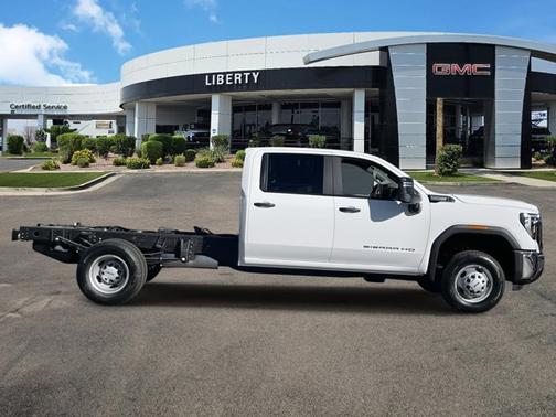 2025 GMC Sierra 3500 Pro