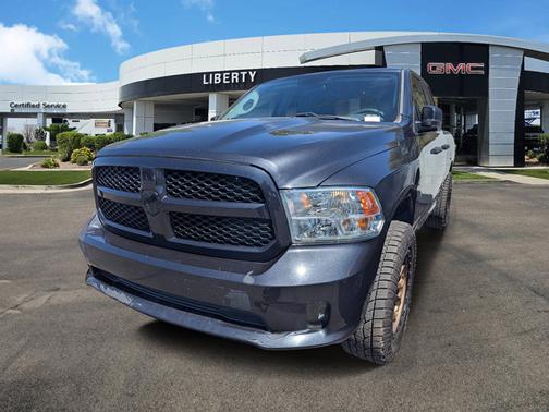 Maximum Steel Metallic Clearcoat 2018 RAM 1500 Express