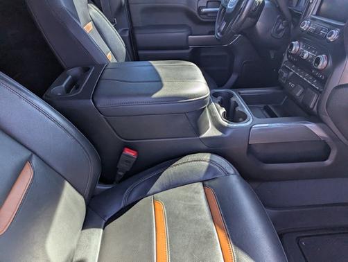 2023 GMC Sierra 2500 AT4