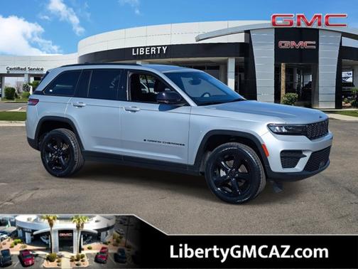 2022 Jeep Grand Cherokee Altitude