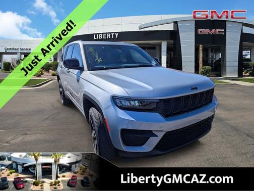 2022 Jeep Grand Cherokee Altitude