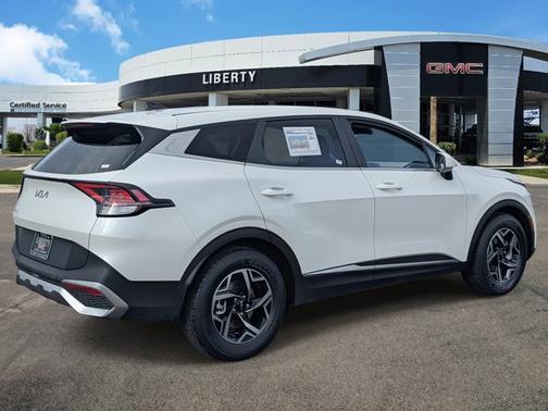 2024 Kia Sportage LX