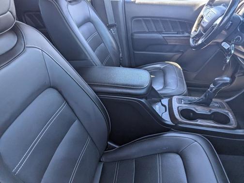 2022 GMC Canyon 4WD Denali