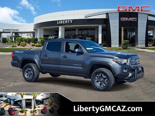 2017 Toyota Tacoma SR