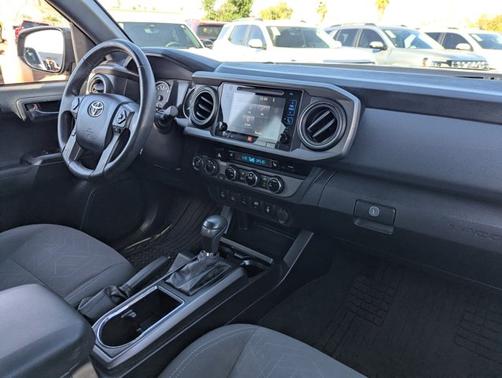 2017 Toyota Tacoma SR