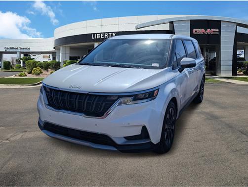 2024 Kia Carnival EX