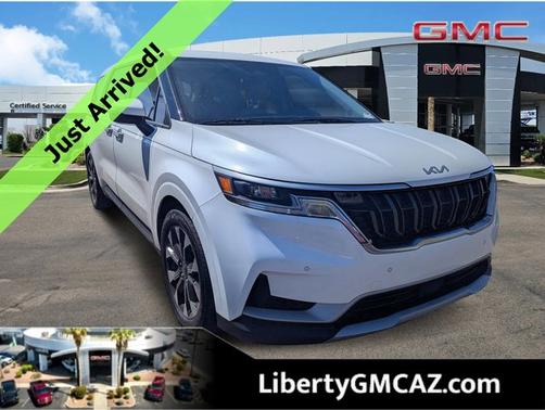 2024 Kia Carnival EX