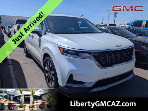 2024 Kia Carnival EX