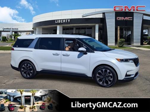 2024 Kia Carnival EX