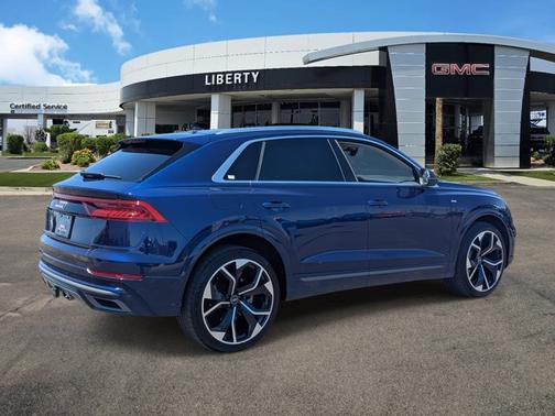 2020 Audi Q8 Premium Plus
