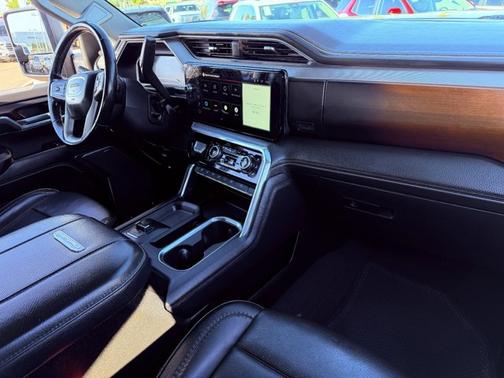 2024 GMC Sierra 3500 Denali