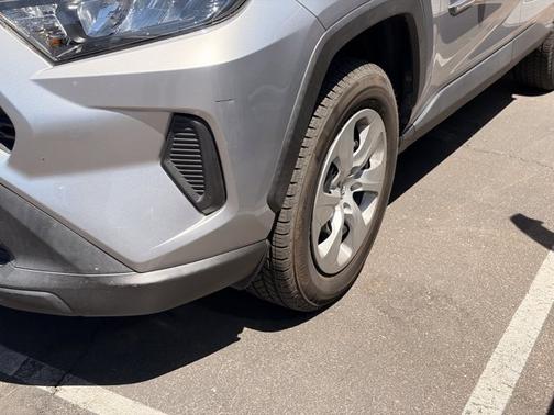 Silver Sky Metallic 2022 Toyota RAV4 LE