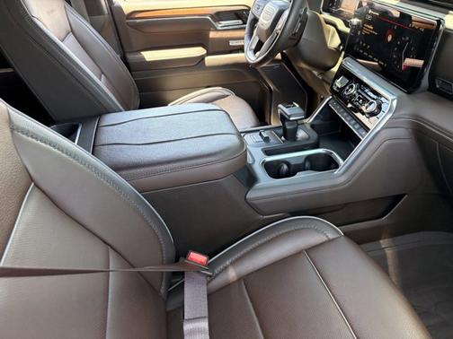 Summit White 2024 GMC Sierra 1500 Denali