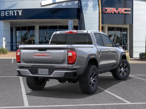 2025 GMC Canyon 4WD AT4
