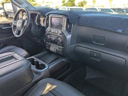 2020 GMC Sierra 2500 Denali