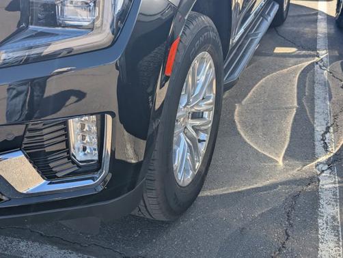 Onyx Black 2023 GMC Yukon SLT