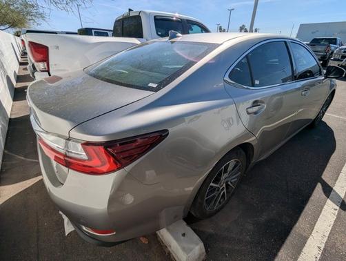 2017 Lexus ES 350 Base