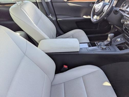 2017 Lexus ES 350 Base