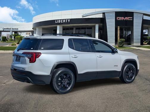2021 GMC Acadia AT4