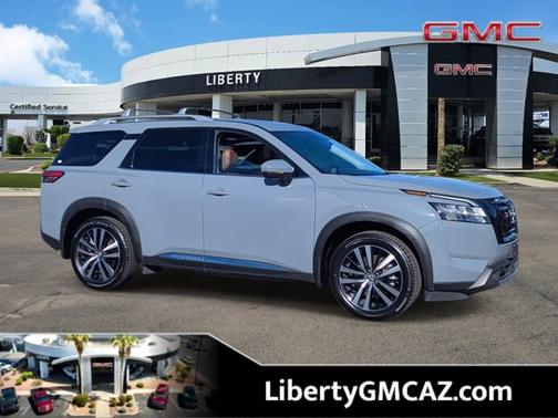 2024 Nissan Pathfinder Platinum