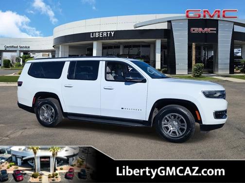 2023 Jeep Wagoneer L Base