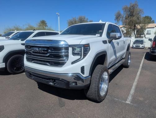 2023 GMC Sierra 1500 SLT