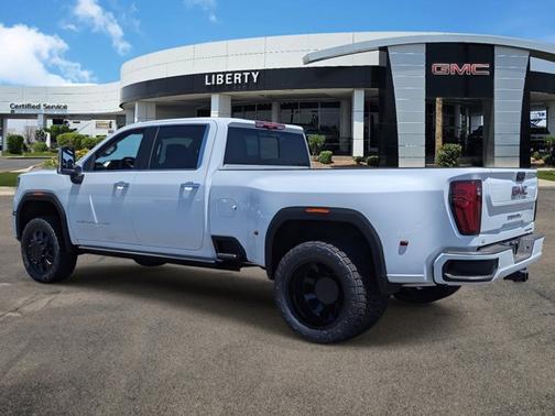2025 GMC Sierra 3500 Denali
