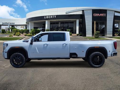 2025 GMC Sierra 3500 Denali