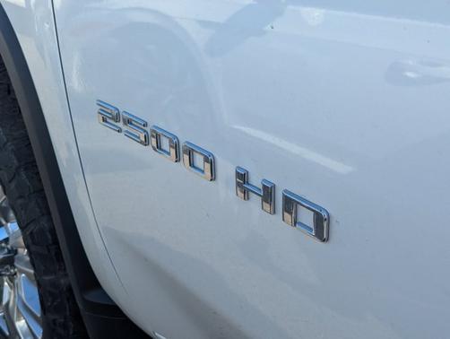 2023 Chevrolet Silverado 2500 High Country