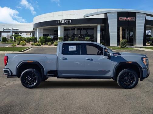 2025 GMC Sierra 3500 AT4