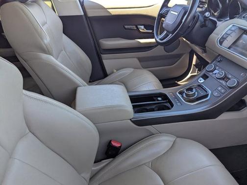 2019 Land Rover Range Rover Evoque SE