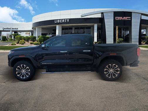 2024 GMC Canyon 4WD Denali